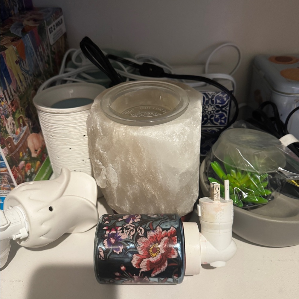 7 Scentsy Lot